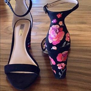 I.N.C. Black floral block heel shoes